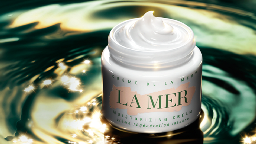 La Mer Crème de la Mer Moisturizer Is On Sale for More Than 75 Off